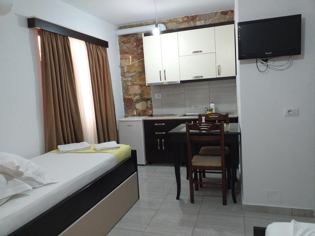 Grand Seaview Apartments Ksamil Exterior photo