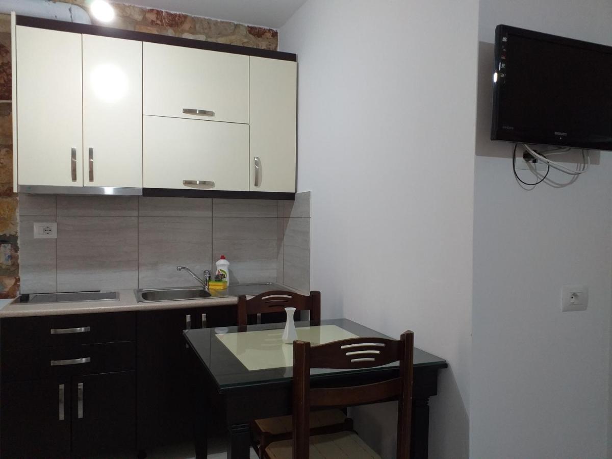 Grand Seaview Apartments Ksamil Exterior photo